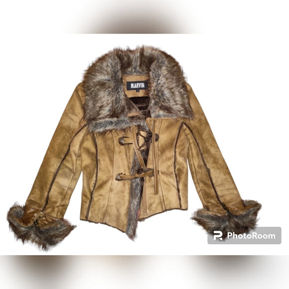 Women's beautiful Marvin Richards coat - Picture 3 of 3